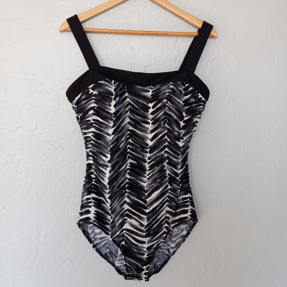 Miraclesuit Slimmming Warp Speed Square Neck One Piece Swimsuit